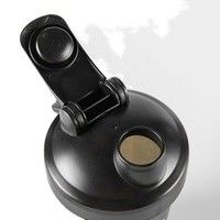 Ginásio de atividades ao ar livre 700ml Shaker Cup com bola de aço inoxidável cor personalizada aceitável