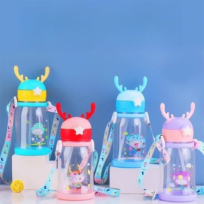 Capacidade grande Crianças Copo de água de palha Cartoon Verão 600ml com cor personalizada