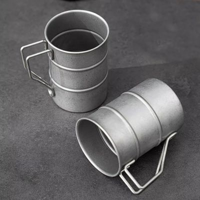 Garrafa de água de cerveja portátil de aço inoxidável 304 com alça estilo de design minimalista