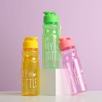 Garrafas de água de plástico de 500 ml em grandes quantidades Copas de beber transparentes portáteis para itens armazenados
