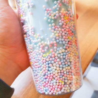 Bebida direta Dupla Cúpula de parede Acrílica Copo de chá de leite com sequins cor personalizada