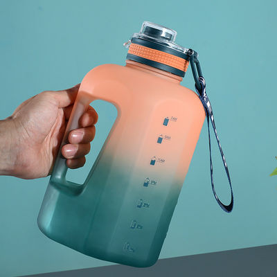 Comprador Comercial Logotipo personalizado 1.6L 2.2L garrafa de água para ginásio Copa de esportes viagens de plástico