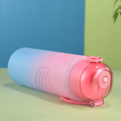 Amostra Fornecer 1L plástico BPA Free Sport Gym garrafa de água com marcador de tempo e palha