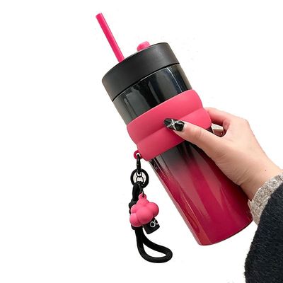 710ML Tubler de café de aço inoxidável impermeável Campeamento caneca térmica com palha e logotipo personalizado