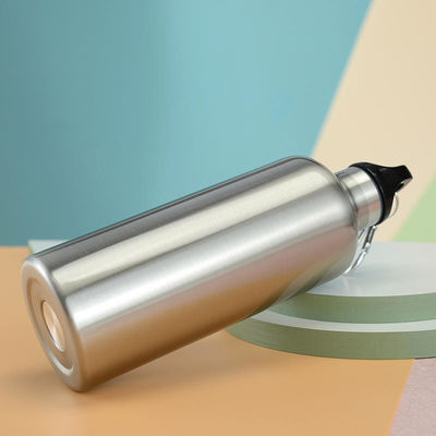 500 ml 750 ml de aço inoxidável de parede dupla vácuo ginásio garrafa de água isolada copos tumbler