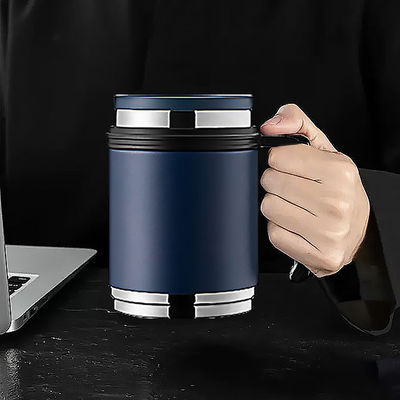 Taça de viagem de aço inoxidável de parede dupla para todas as estações com vantagem de alça portátil
