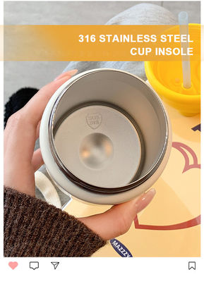 Garrafa de água portátil de aço inoxidável de 500 ml de capacidade, caneca de café isolada com palha
