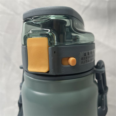 Botelha de água de aço inoxidável com isolamento ao toque suave para produção e taça recta