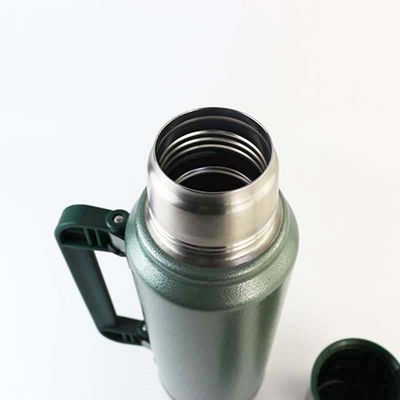 Caldas de viagem de aço inoxidável com melhor isolamento de grande capacidade com design interno personalizado
