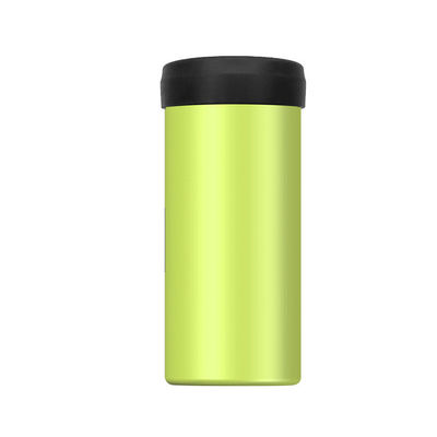 Todos os interessados podem desfrutar do nosso recipiente de aço inoxidável de 750 ml para bebidas quentes e frias