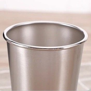 Melhore o seu acampamento com este tumbler de aço inoxidável de 170ML/330ML/500ML