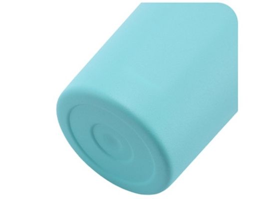 Copas de água de garrafas esportivas de aço inoxidável isoladas mantém-se hidratado em suas viagens
