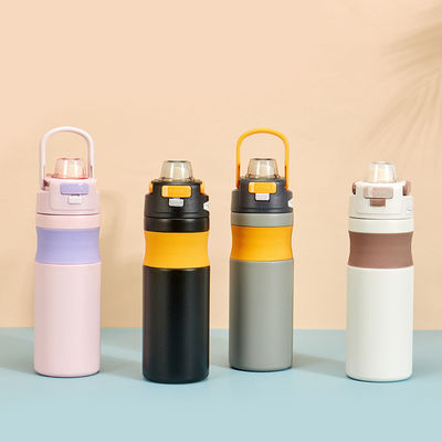 Todas as pessoas aplicáveis Copo recto 580ML Gym Vacuum Termos isolados com palha