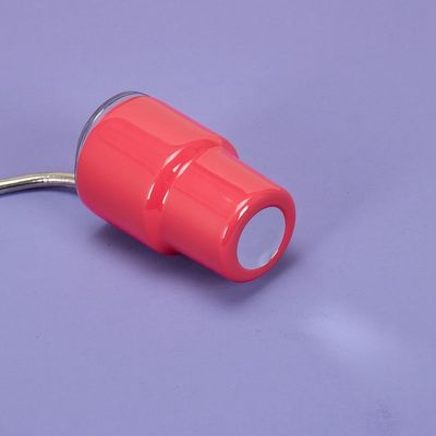 2 oz de aço inoxidável, vidro com tampa de palha, mantém as bebidas quentes ou frias 6-12 horas.
