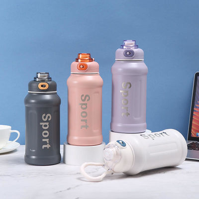 Viagem ao ar livre 850ML Copo isolante de aço inoxidável com palha e grande capacidade