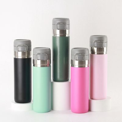 520ml garrafa de água personalizada quente frio isolado aço inoxidável estilo de design clássico