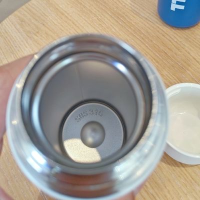 Garrafa de água para crianças de aço inoxidável 500ml Cute Tumbler Cup com padrão personalizado e tampa