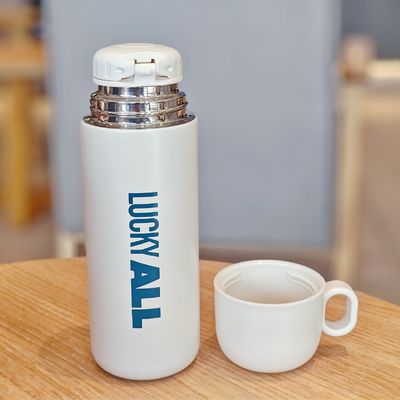 Garrafa de água para crianças de aço inoxidável 500ml Cute Tumbler Cup com padrão personalizado e tampa