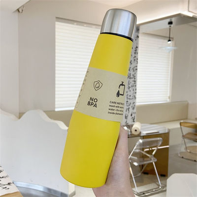 18 OZ aço inoxidável Cola em forma de garrafa de água Flasca térmica Esporte estilo de design